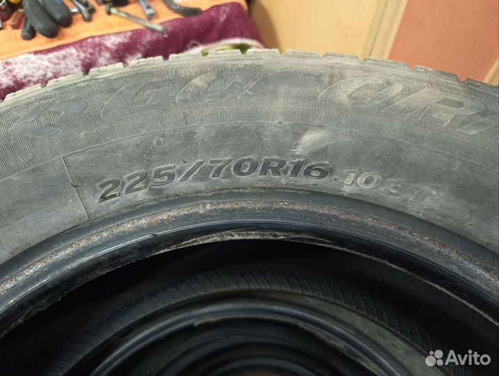 Hankook Winter RW06 225/70 R16