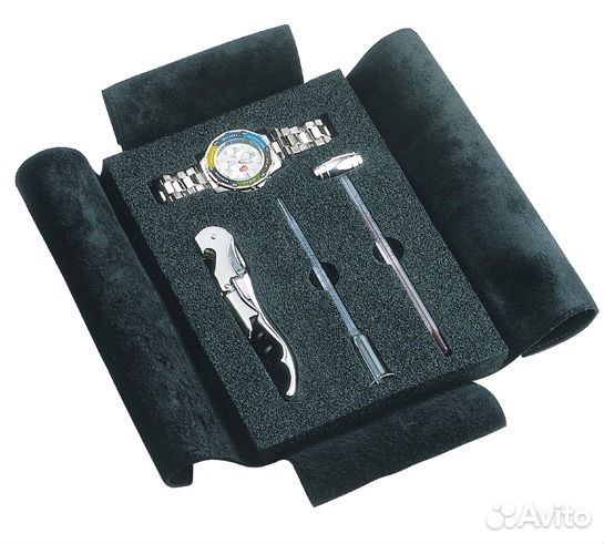 Винный набор в черном кожаном чехле с часами
