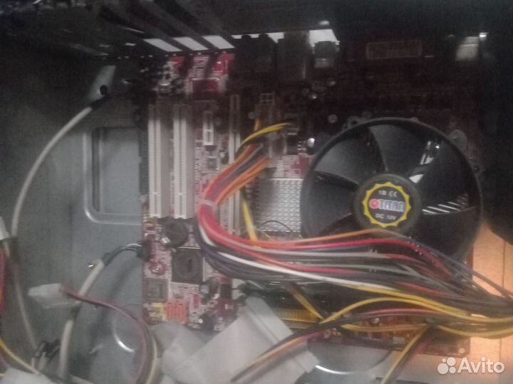 Материнская плата MSI n1996