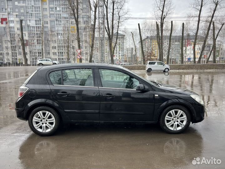 Opel Astra 1.8 МТ, 2007, 228 000 км