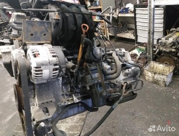 Двигатель Volkswagen Golf 4 2001 AEH 1.6 бензин