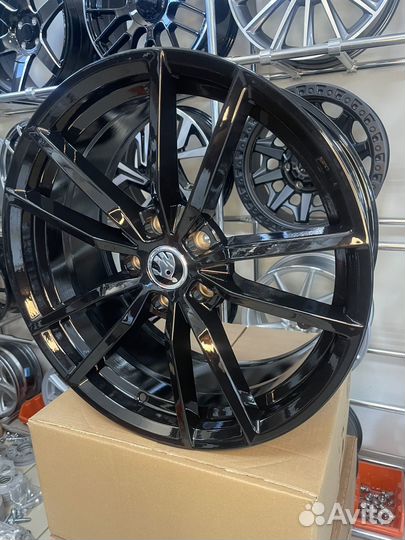 Диски Притория 19/5/112 на Фольксваген Ауди Шкода