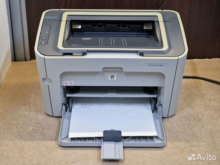 Принтер HP LaserJet P1505n c новым картриджем