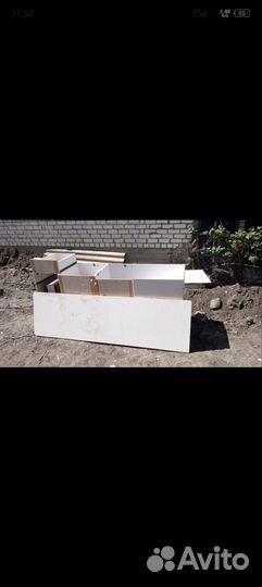 Кухонный стол