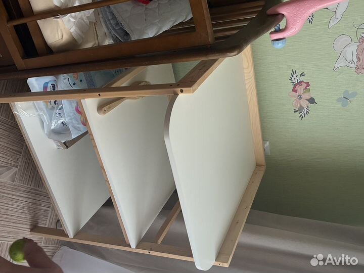 Пеленальный столик