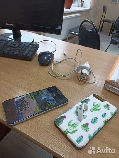 Телефон iPhone 6s