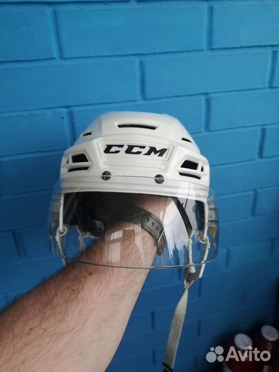 Хоккейный шлем CCM. Визор Bauer
