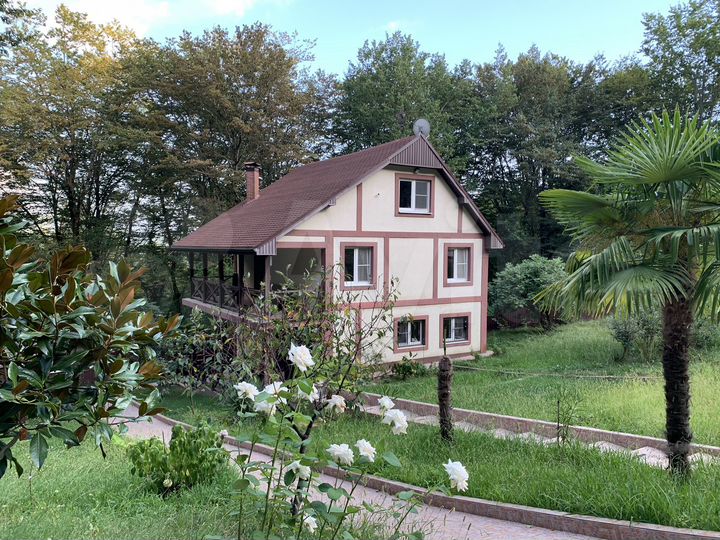 Дом 160 м² на участке 10 сот.