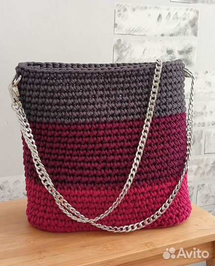 Детские игрушки. Рюкзаки детские. Женские сумочки