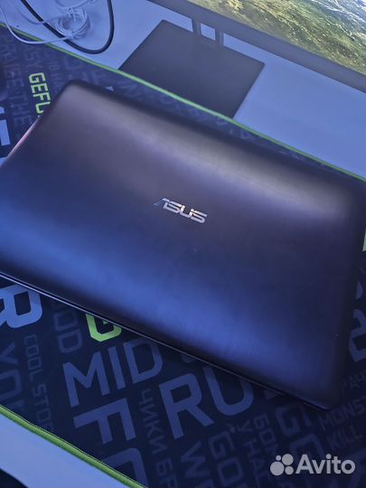 Ноутбук Asus
