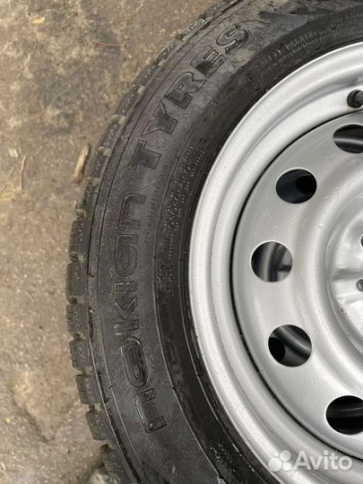 Колеса зимние R14 Nokian на ваз