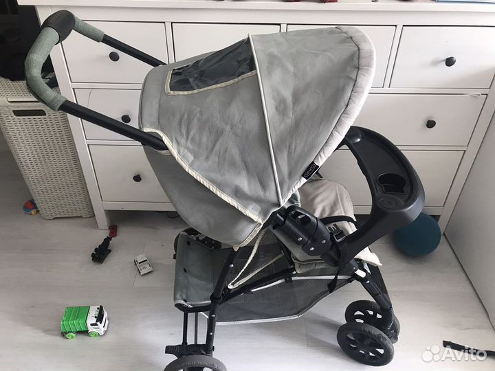 Коляска Graco
