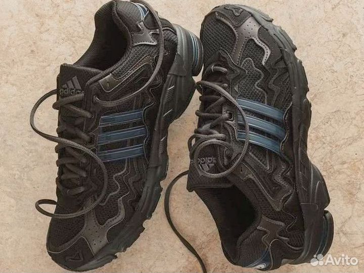 Кроссовки черные мужские Adidas x BB Response CL