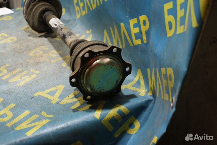 Полуось передняя правая Volkswagen Passat B5+