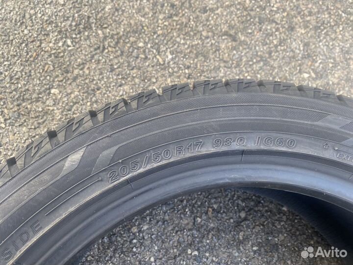 Yokohama Ice Guard IG60 205/50 R17 93Q
