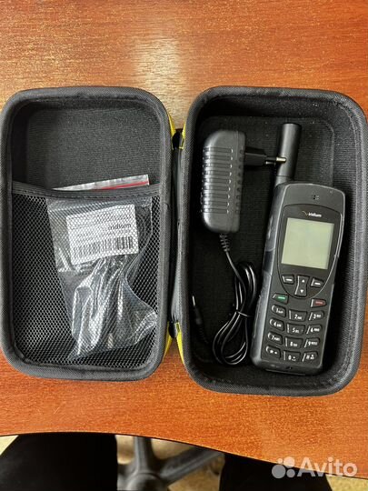 Спутниковый телефон iridium 9555