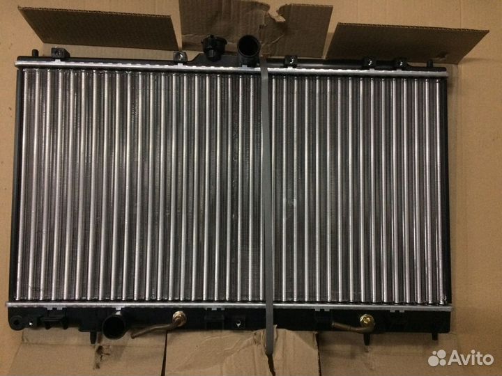 Радиатор двигателя Mitsubishi Lancer 9 АКПП МКПП