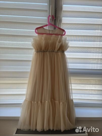 Платье для девочки нарядное