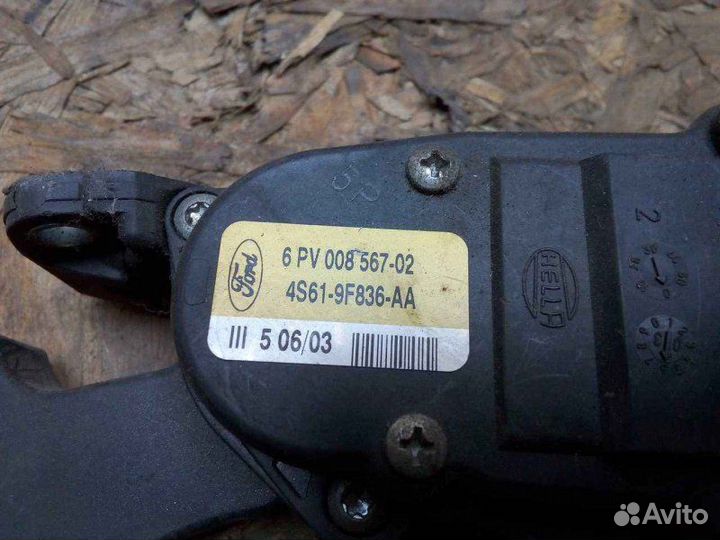 Педаль газа Ford Fusion 1.4 2004