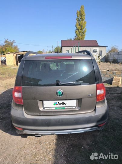 Skoda Yeti 1.2 AMT, 2011, 169 000 км
