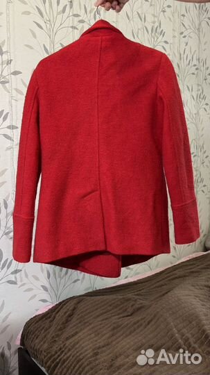 Пальто демисезонное драповое красное