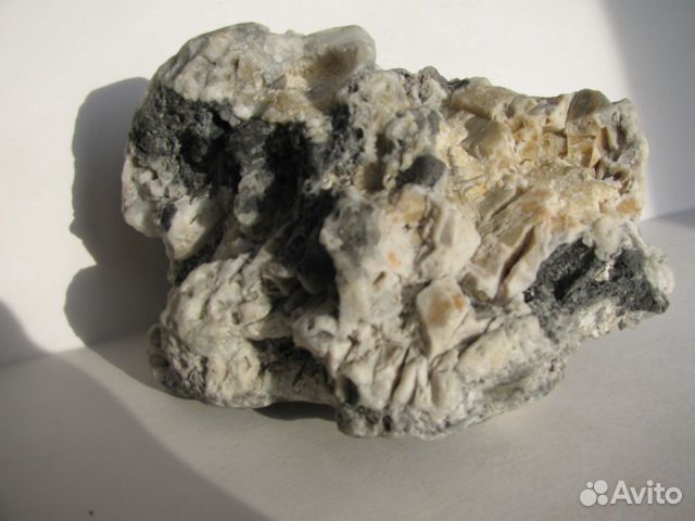 Камень для интерьера