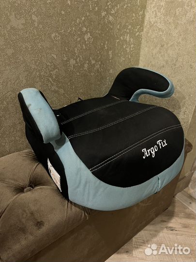 Автокресло бустер isofix babyton
