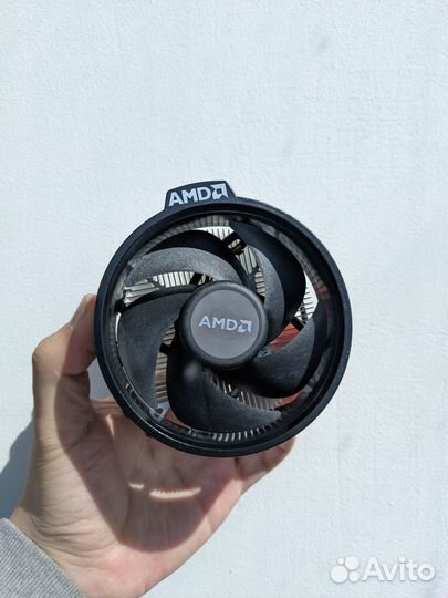 Кулер AMD Wraith Spire 712-000049 Rev:E