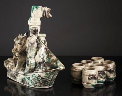 Штоф с рюмками 