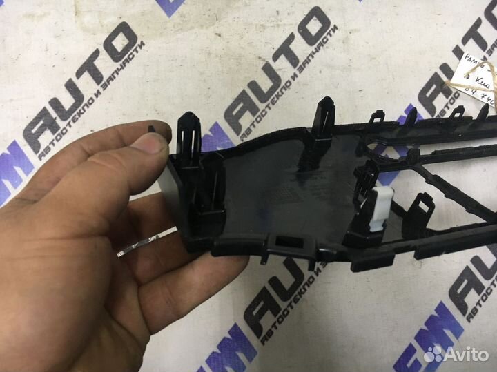 Рамка магнитолы Киа Рио 4