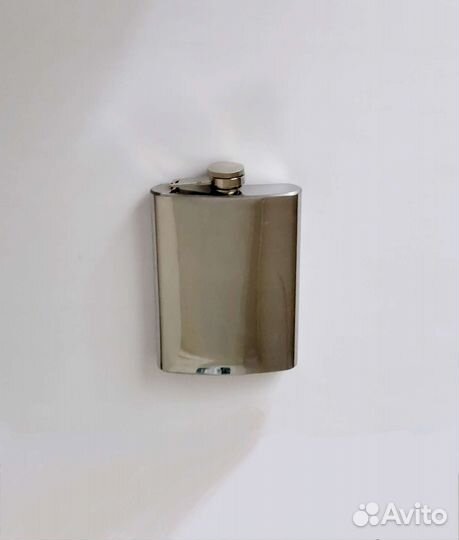 Фляга метлаллическая в отличном состоянии