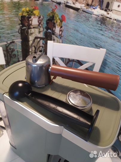 Кофемашина капсульная и рожковая