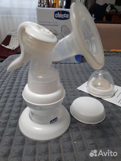 Молокоотсос ручной chicco с бутылочкой