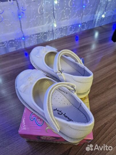 Туфли детские 27 новые