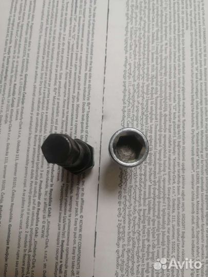 Колесные болты toyota