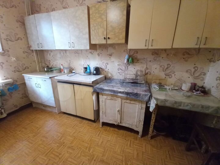 Комната 12 м² в 1-к., 1/2 эт.