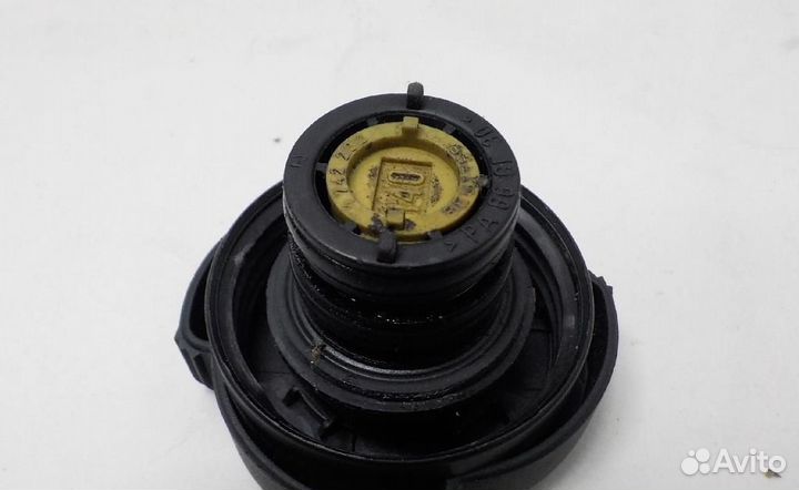 Крышка расширительного бачка BMW 3-Series/M3 (E30)