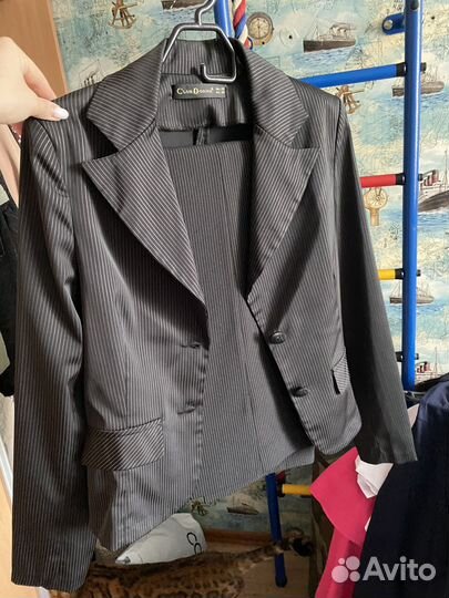 Костюм женский