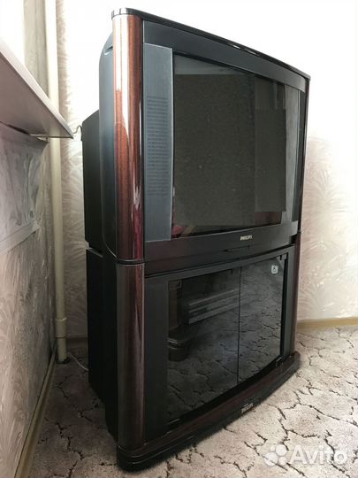 Телевизор Philips 29PT8403/58 с тумбой