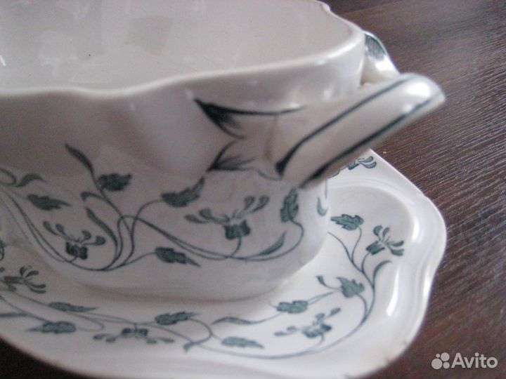 Предмет столового сервиза М.С. Кузнецова. 19 век