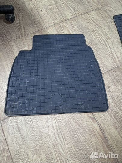 Автомобильные коврики на Honda Civic 2006