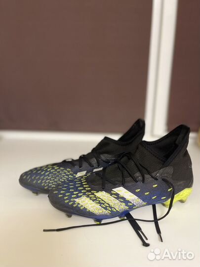 Бутсы adidas predator