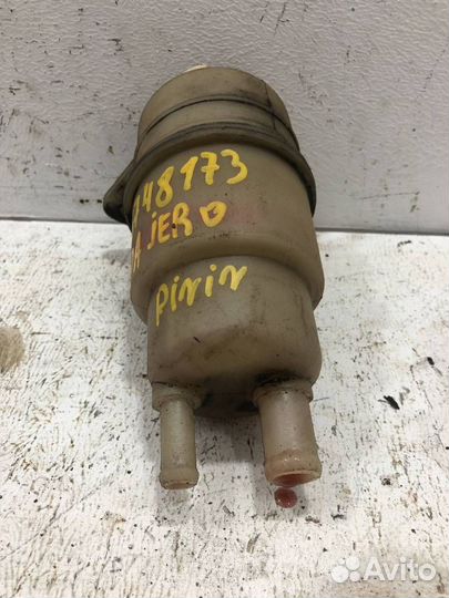 Бачок гидроусилителя Mitsubishi Pajero Pinin