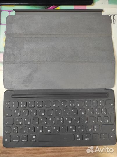 Клавиатура Apple Smart Keyboard (на iPad Pro 10.5)