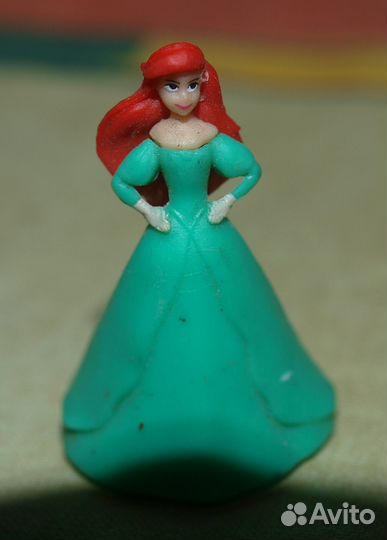 Игрушка Принцесса Ариэль из яйца Fruitles