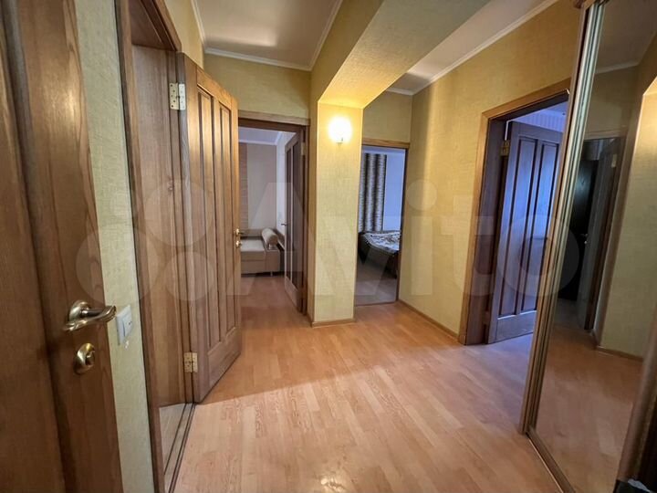 3-к. квартира, 70 м², 1/5 эт.