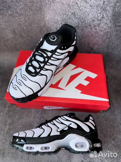 Кроссовки Nike Air Max Tn Plus 