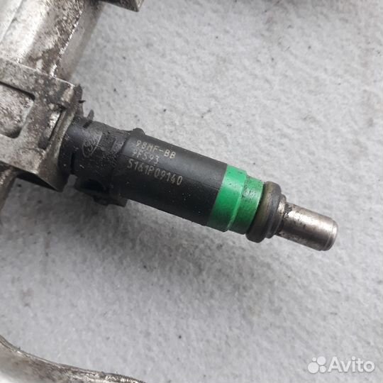 Форсунки 4шт + рампа Форд Фокус 2 двс 1,6