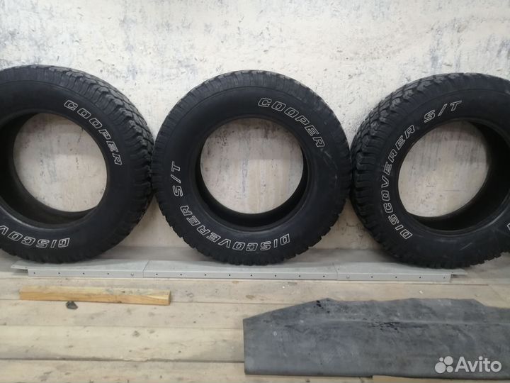 Cooper Discoverer S/T 275/65 R18