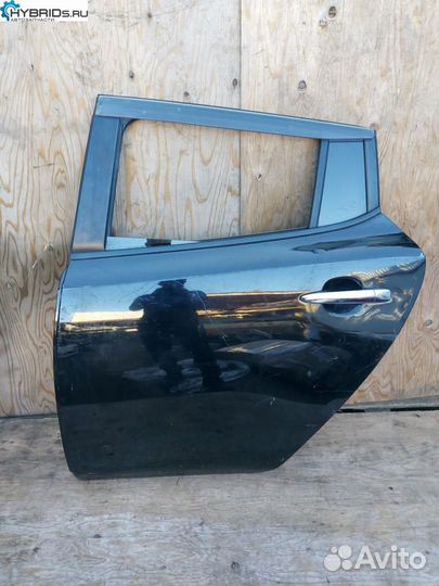 Дверь задняя левая Nissan Leaf ZE0 (2009 - 2017)